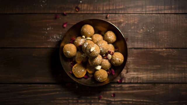 Classic Atta Ladoo (Pinni-Style) using Indifeast Whole Wheat Atta